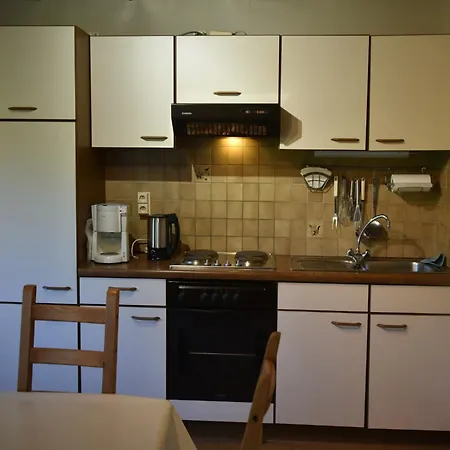 펜션 Tranquil Forestside