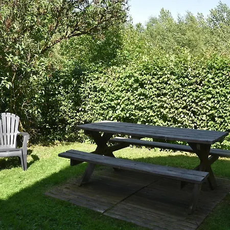 펜션 Tranquil Forestside *